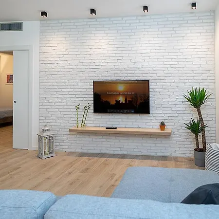 Apartament Cascinale 11 - Regarda Travel Lazise