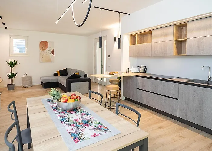 Cascinale 11 - Regarda Travel Appartement *